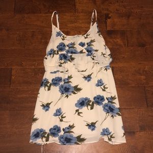 American Eagle Summer Sun Dress Size M. Blue Flowers